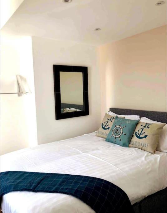 Sunny Seaside Beach House Lytham Centre Sleeps 8 Lytham St Annes Extérieur photo